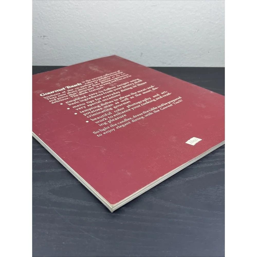 Ideals Gourmet Touch Cookbook 1978 Naomi Arbit June Turner Vintage Recipes